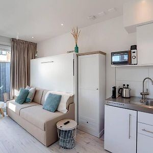 Studio met een King Size Bed